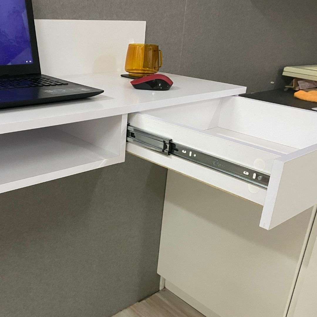 Фото комп'ютерний стіл DiPortes kompyuternyj-stol-navesnoj-vt-352-belyj колір: , ціна, опис, разміри — інтернет-магазин меблів в Києві