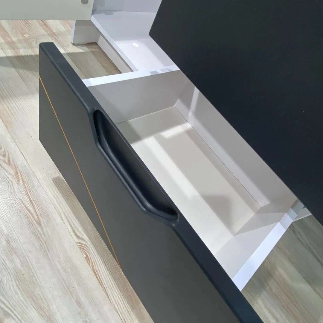 Фото шафа DiPortes penal-santorini-st-6-antracit-s-patinoj-zoloto колір: , ціна, опис, разміри — інтернет-магазин меблів в Києві